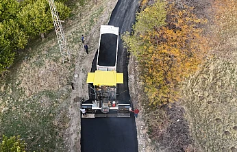 Elazığ İl Özel İdaresi'nin BSK asfalt çalışmaları sürüyor