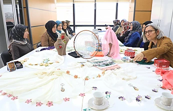 Elazığlı kadınların gelenekten geleceğe yolculuğu