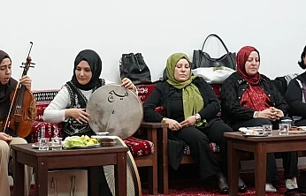 Kadın Sanat Buluşmaları'nda Bezmara Musiki Grubu sahne aldı