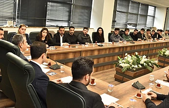 Milletvekili Keleş, Elazığ Belediyesi Gençlik Meclisi üyeleriyle buluştu