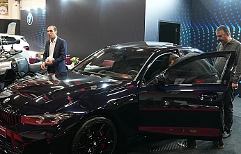 Oto Show Fuarı ziyaretçilerini ağırlıyor