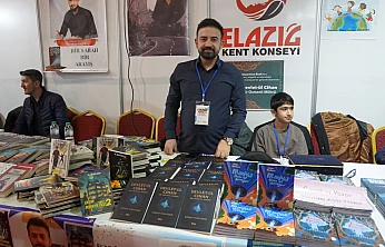 Özek'in 'Devlet-ül Cihan Bir Osmanlı Mührü' kitabına yoğun ilgi