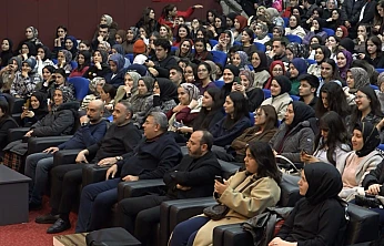 Sınavlara hazırlanan öğrenciler için söyleşi programı