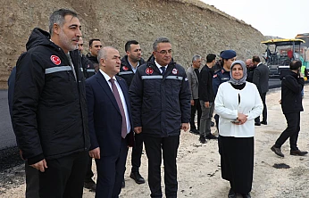 Vali Hatipoğlu finişerin koltuğuna geçti