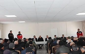 Vali Hatipoğlu'ndan Ahıska Türklerine ziyaret