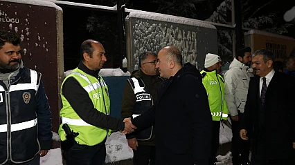 İl Protokolü görev başındaki personellerin yeni yılını kutladı
