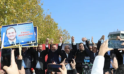 Başkan Selmanoğlu'na havalimanında coşkulu karşılama