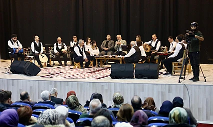 Elazığ Belediyesi'nden kürsübaşı gecesi