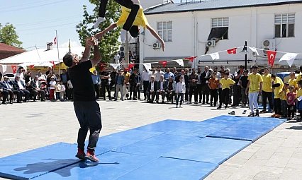 Elazığ'da Cumhuriyet coşkusu sporla kutlandı