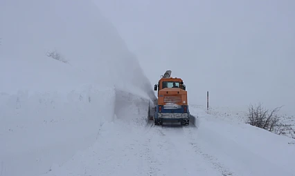 Elazığ İl Özel İdaresi'nden yoğun kar mesaisi