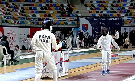 Elif Reyyan'dan doğum gününde Türkiye ikinciliği