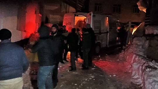 İHH Elazığ İnsani Yardım Derneği deprem bölgesinde