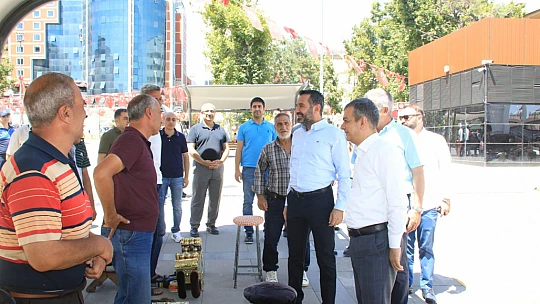 Kapalı Çarşı esnafından Başkan Şerifoğulları'na teşekkür