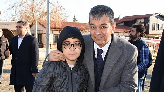 AK Parti Milletvekili Adayları seçim çalışmalarını sürdürüyor