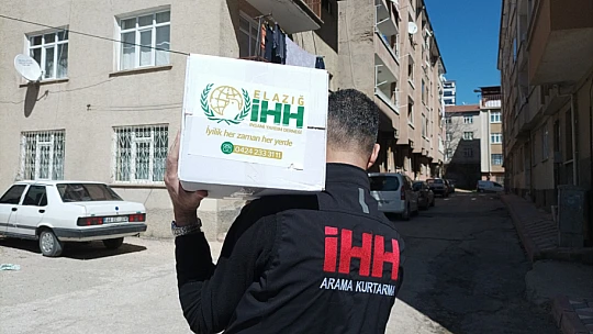 İHH Elazığ İnsani Yardım Derneğinden ramazan yardımları
