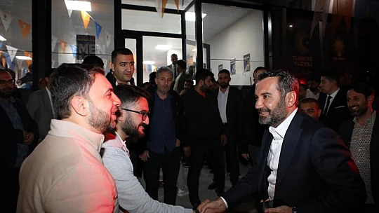 Başkan Şerifoğulları'ndan Ak Parti Skm'ye ziyaret