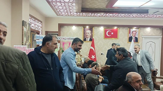 Başkan Doğan, Yurtbaşılı Vatandaşlarla Bayramlaştı