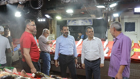 Kapalı Çarşı esnafından Başkan Şerifoğulları'na teşekkür