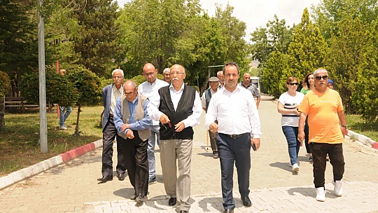 Başkan Yılmaz Huzurevi sakinlerini ağırladı