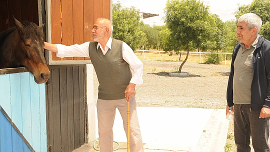 Başkan Yılmaz Huzurevi sakinlerini ağırladı