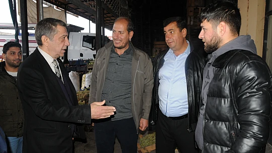 Başkan Adayı Şekerdağ'dan Sebze Hali esnafına ziyaret