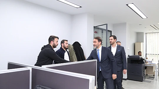 Başkan adayı Duran'dan resmi kurum ve esnaf ziyareti