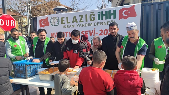 İHH'dan depremzedelere sıcak yemek ve sosyal yardımlar