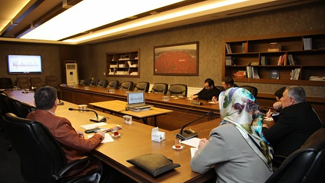 AK Parti Elazığ teşkilatı üç kademe il başkanları toplantısına katıldı