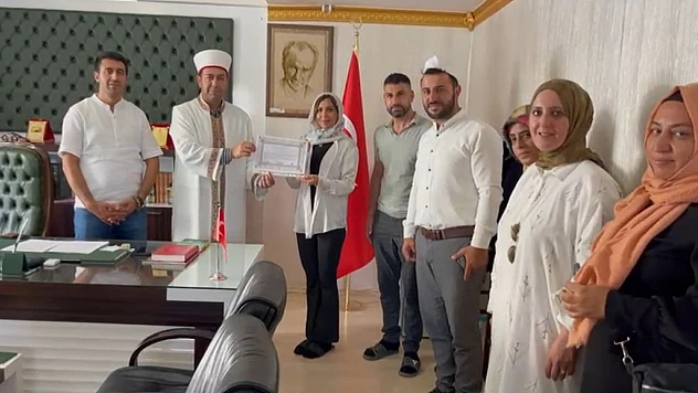 Alman vatandaşı Müslüman oldu