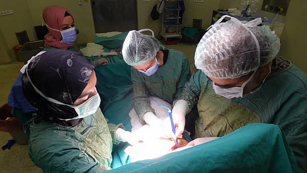 Balcı, cerrahi operasyonların zorlukları hakkında bilgiler verdi