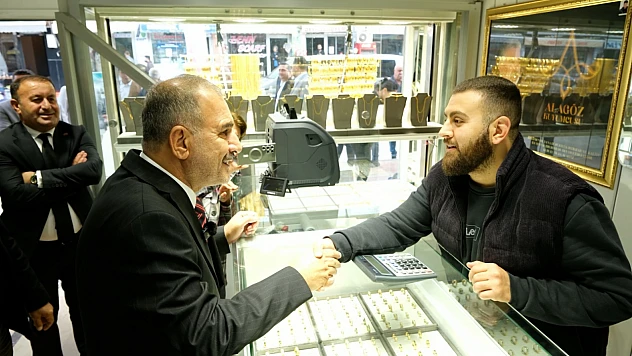 Başkan Alan'a Karakoçan'da yoğun ilgi ve görkemli karşılama