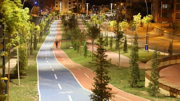 Başkan Şerifoğulları: Doğa Dostu Bisiklet Yolları Projesiyle özel taşıt kullanımının azalmasını hedefliyoruz 