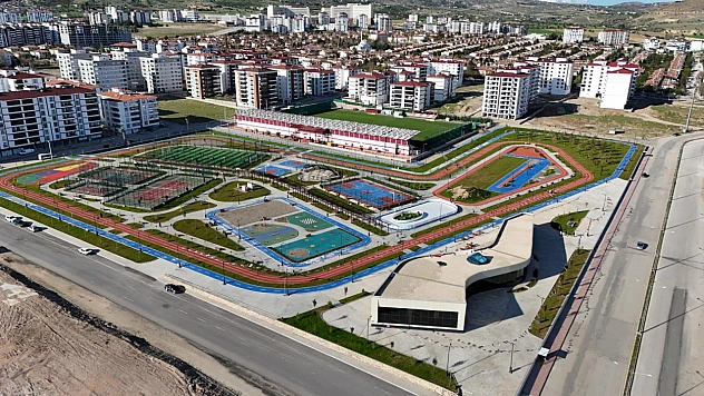 Başkan Şerifoğulları'nın şehre nefes aldıran yatırımları, vatandaşların yeni buluşma noktası oldu