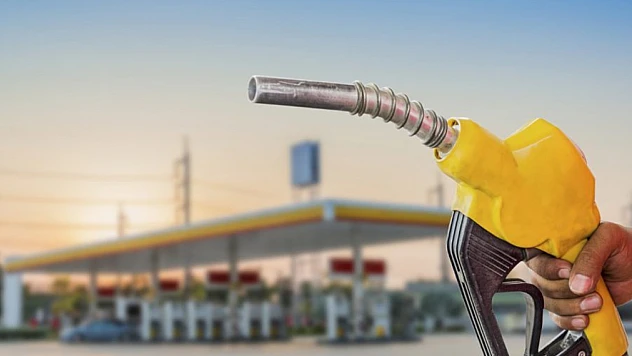 Benzinden sonra motorine zam geliyor!