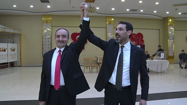 Berberler ve kuaförler odası başkanı belli oldu