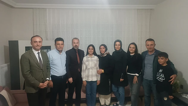 'Biz Bir Aileyiz Projesi' ev ziyaretleri devam ediyor