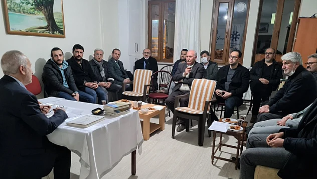 'Bizim Külliye Sohbetlerine' Selahattin Yazar konuk oldu