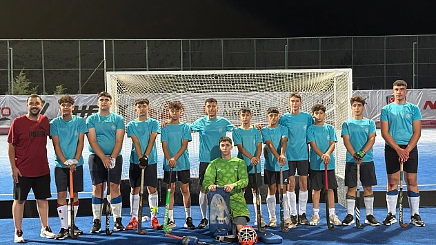 Çim hokeyi temsilcimiz 1. lig yolunda kararlı adımlarla ilerliyor