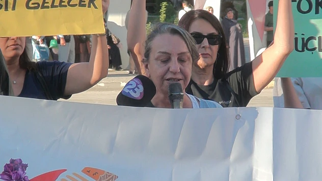 Coşkun: Okullarda en az bir öğün ücretsiz yemek verilmeli