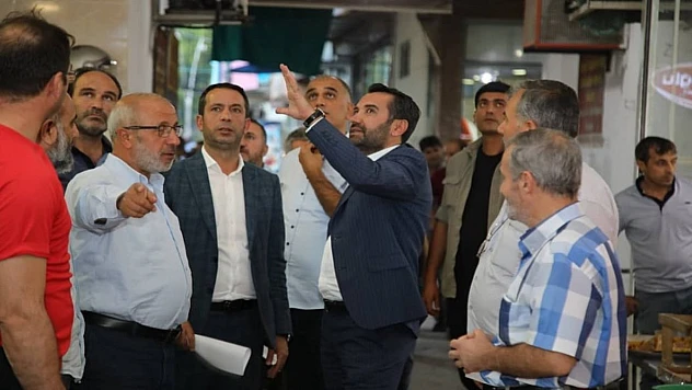 Başkan Şerifoğulları Kapalı Çarşı'da