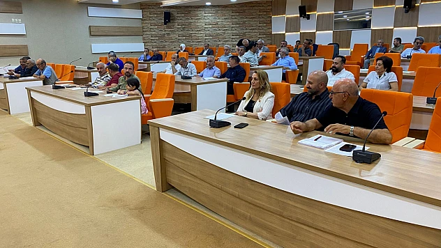 Elazığ Belediye Meclisi Temmuz ayı oturumları devam ediyor