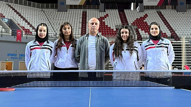 Elazığ Belediyespor, süper lig'in ilk yarısını zirvede tamamladı