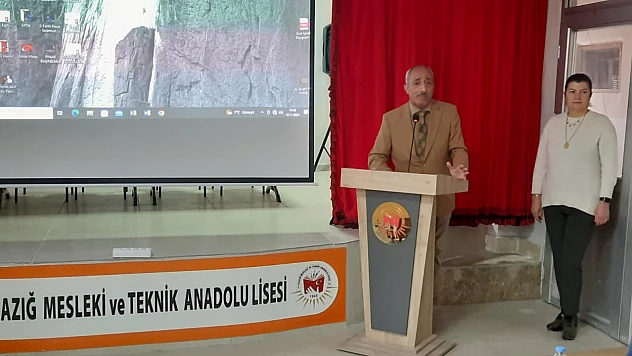 Elazığ'da 12. sınıf öğrencilerine girişimcilik eğitimi