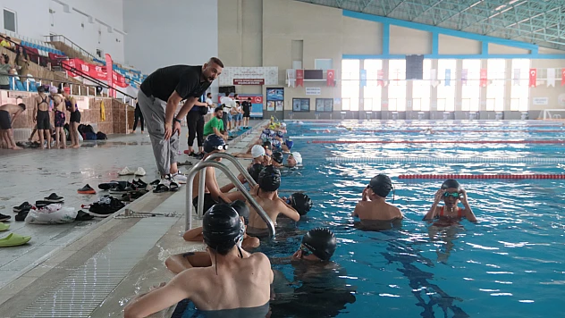 Elazığ'da Aquatlon nefes kesti