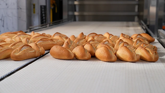 Elazığ'da halk ekmeğe zam geldi