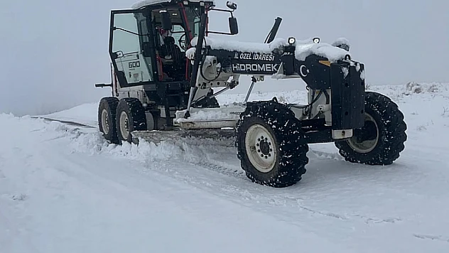 Elazığ'da köy yolları ulaşıma kapalı