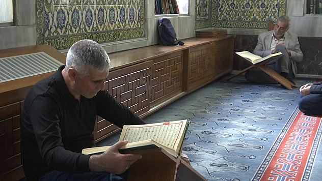 Elazığ'da mukabele geleneği sürdürülüyor