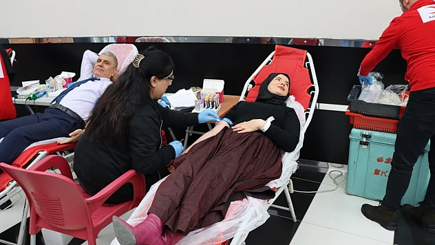 Elazığ İl Özel İdaresi'nden kan bağışına destek