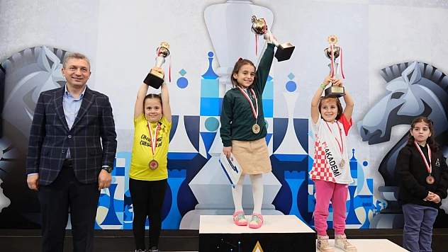 Elazığ, satrançta büyük başarı elde etti
