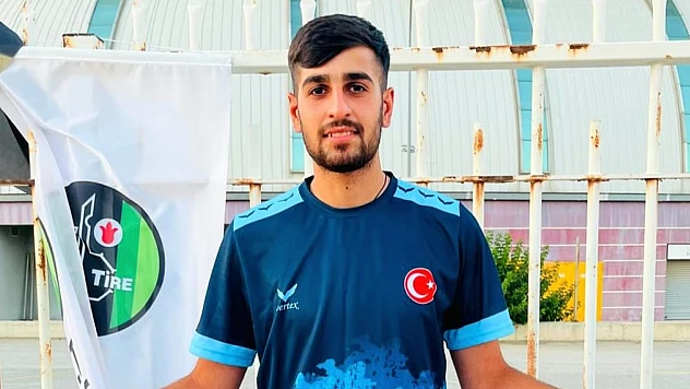 Elazığlı Sporcu Ahmet Karakaş'tan dünya üçüncülüğü